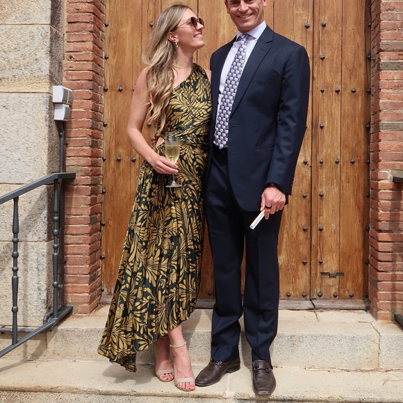 Modern Day Glam One Shoulder Asymmetrical Maxi Dress - Olive - Picture 3 of 7